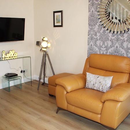 City Centre Town House With Riverside Views And Free Parking 1Bak York Exterior foto